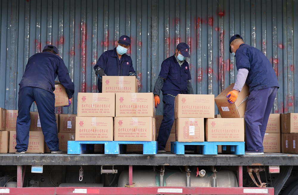 10萬帖！李良濟連夜熬制防疫方馳援上海，溫暖守“滬”！(圖9)